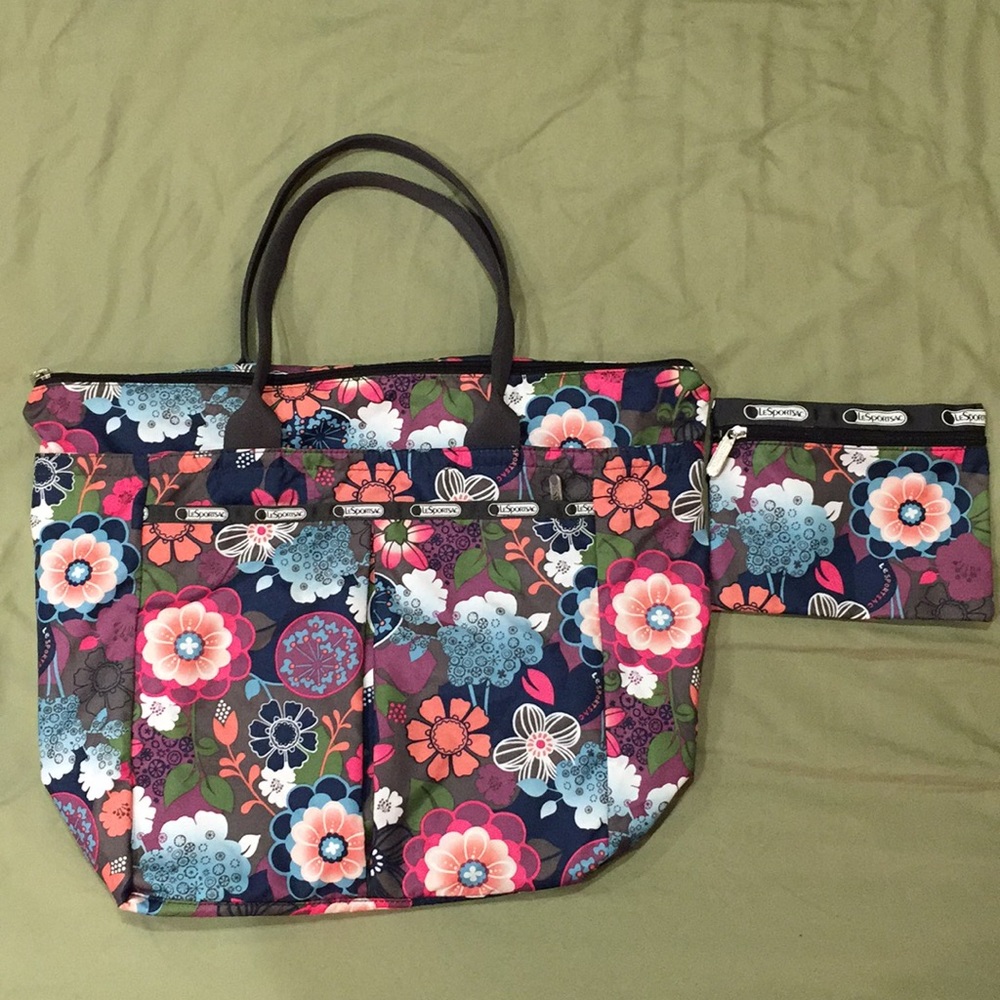 LeSportsac shoulder bag with matching pouch.